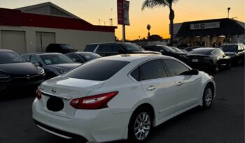 
									2016 Nissan altima 2.5 S Sedan 4D full								