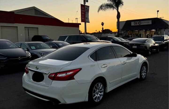 2016 Nissan altima 2.5 S Sedan 4D