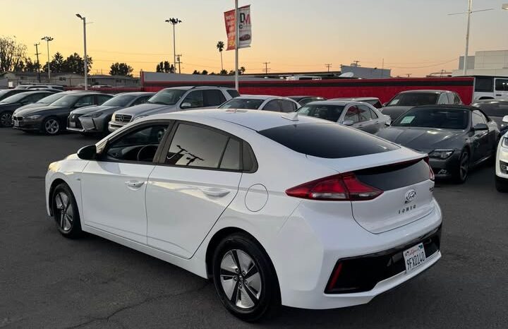 2019 Hyundai ioniq hybrid Blue Hatchback 4D