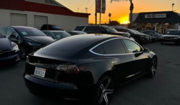 
									2019 Tesla model 3 Standard Range Plus Sed full								