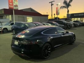 2013 Tesla model s Sedan 4D