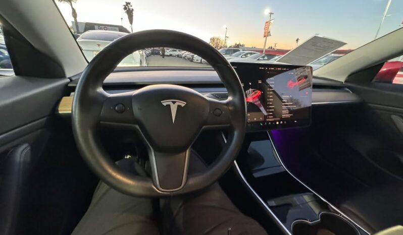 
								2018 Tesla Model 3 full									