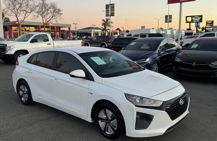 2019 Hyundai ioniq hybrid Blue Hatchback 4D