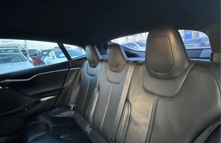 
								2015 Tesla model s 70 Sedan 4D full									