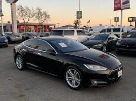 2015 Tesla model s 70 Sedan 4D