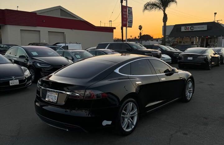 2015 Tesla model s 70 Sedan 4D