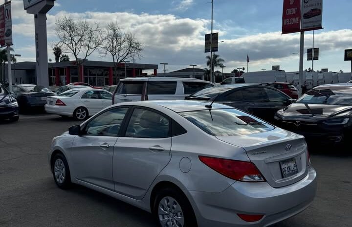 2016 Hyundai accent