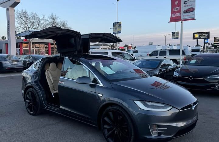 
								2016 Tesla model x 90D Sport Utility 4D full									