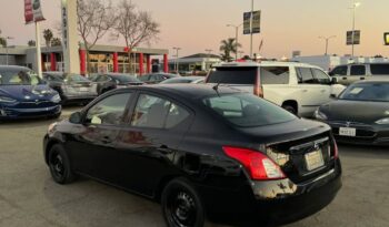 
									2012 Nissan versa full								