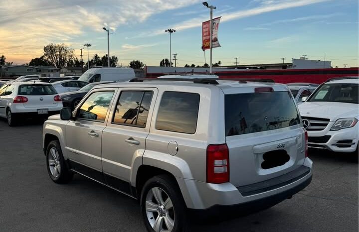 2014 Jeep patriot Latitude Sport Utility 4D