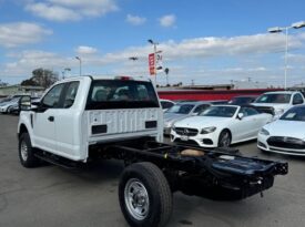 2018 Ford f350 super duty crew cab & chassis XL Cab & Chassis 4D