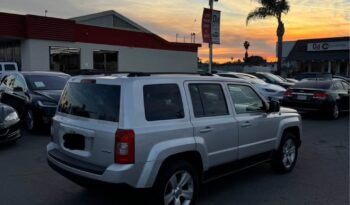 
									2014 Jeep patriot Latitude Sport Utility 4D full								