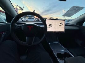 2021 Tesla model y Long Range Sport Utility 4D