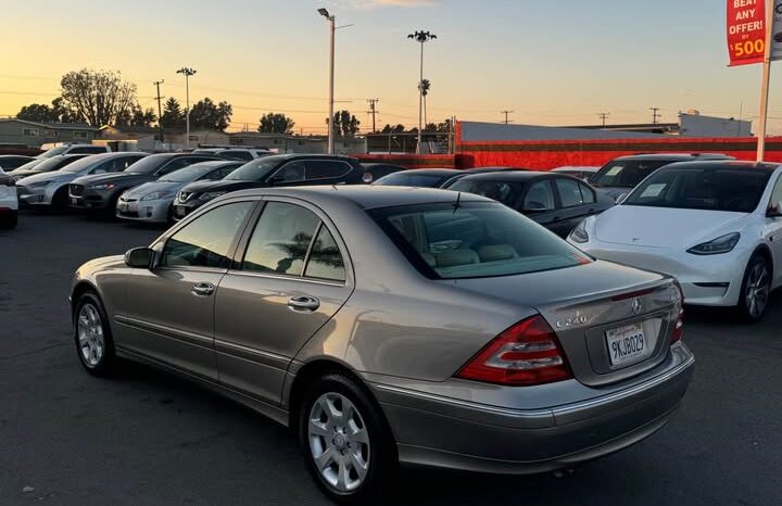 2005 Mercedes-Benz c-class C 240 4MATIC Sedan 4D