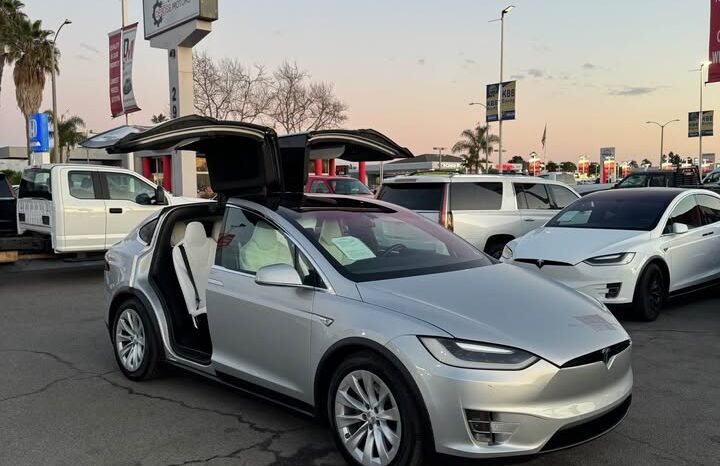 2016 Tesla model x 75D Sport Utility 4D