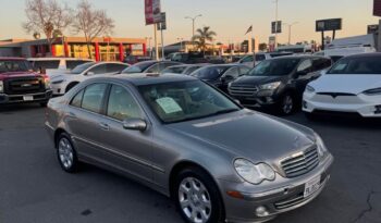 
									2005 Mercedes-Benz c-class C 240 4MATIC Sedan 4D full								