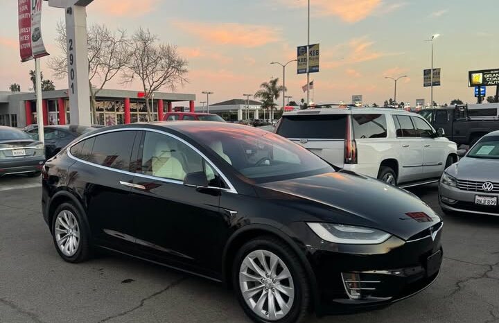 2017 Tesla model x 75D Sport Utility 4D