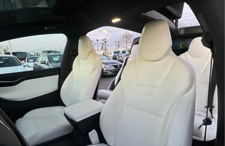 
								2016 Tesla model x 75D Sport Utility 4D full									