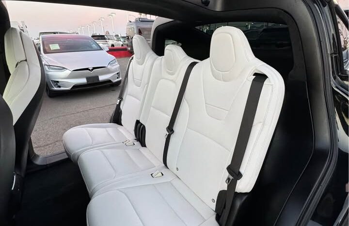 
								2017 Tesla model x 75D Sport Utility 4D full									