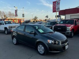 2016 Chevrolet sonic LS Sedan 4D