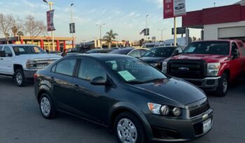 
									2016 Chevrolet sonic LS Sedan 4D full								