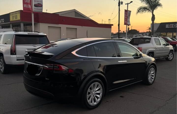 2017 Tesla model x 75D Sport Utility 4D