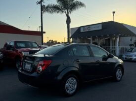 2016 Chevrolet sonic LS Sedan 4D