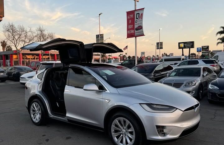 2016 Tesla model x 75D Sport Utility 4D