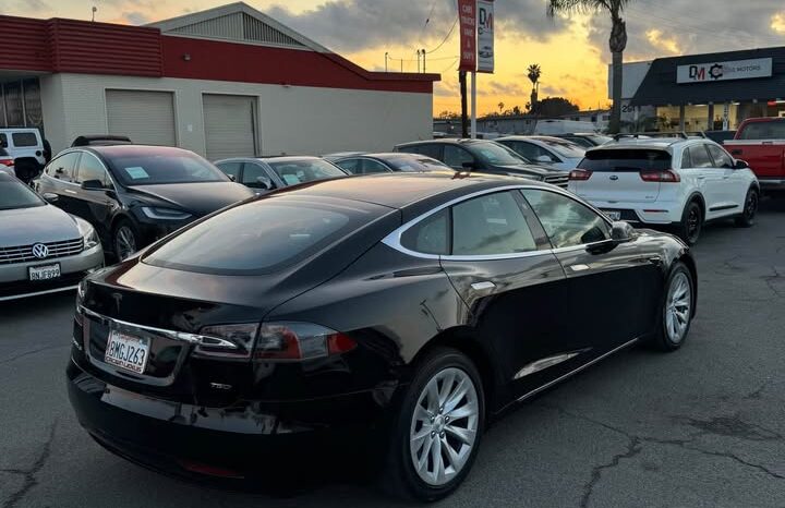 2018 Tesla model s 75D Sedan 4D