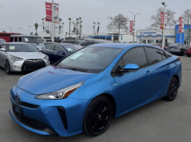 2019 Toyota prius XLE Hatchback 4D