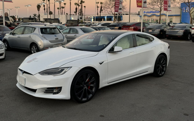 2019 Tesla Model S Performance Ludicrous Mode