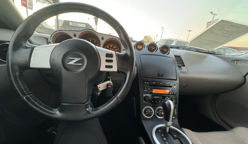 
								2004 Nissan 350z full									