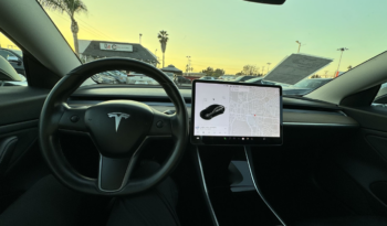 
									2019 Tesla Model 3 full								