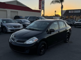 2008 Nissan versa S Sedan 4D