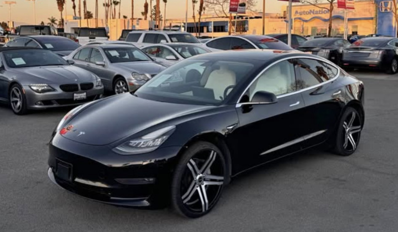 2019 Tesla model 3 Standard Range Plus Sed