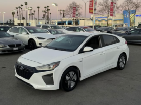 2019 Hyundai ioniq hybrid Blue Hatchback 4D