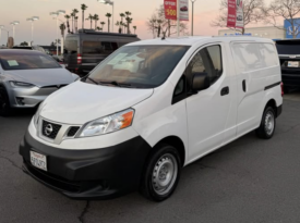 2019 Nissan nv200 S Van 4D