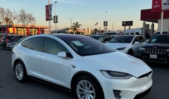 
									2017 Tesla model x 75D Sport Utility 4D full								