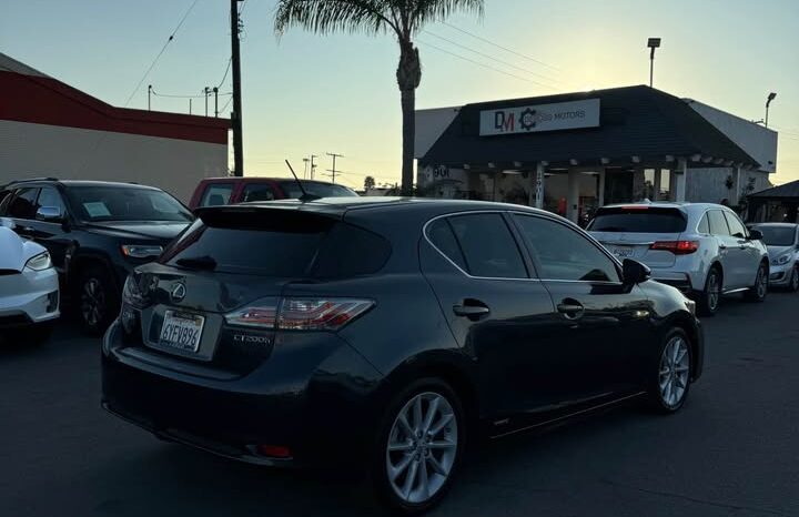 2011 Lexus CT 200h Hatchback 4D