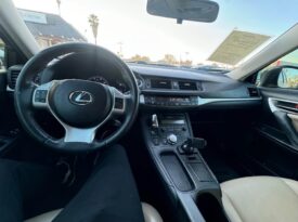 2011 Lexus CT 200h Hatchback 4D