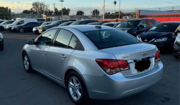 
									2016 Chevrolet cruze LS Sedan 4D full								