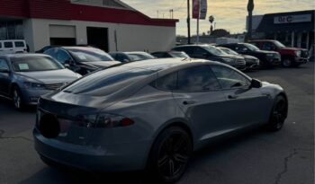 
									2015 Tesla model s 90D Sedan 4D full								