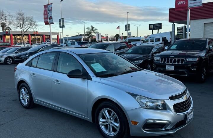 2016 Chevrolet cruze LS Sedan 4D