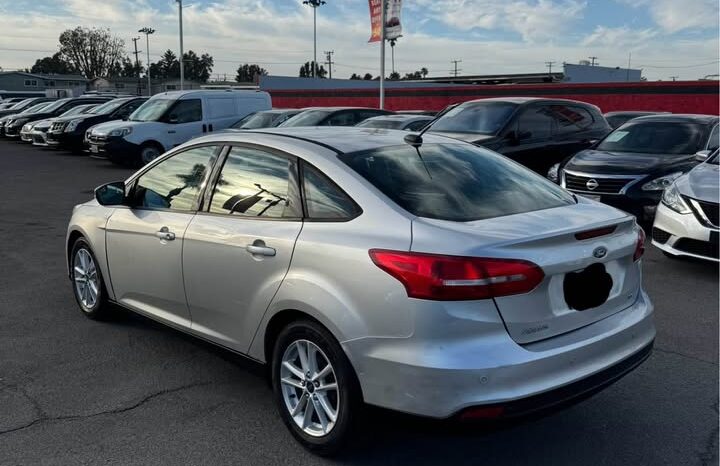 2015 Ford focus SE Sedan 4D