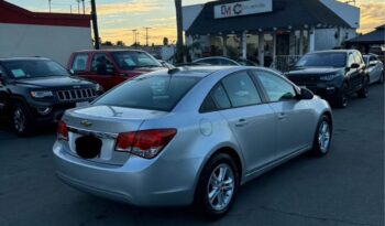 
									2016 Chevrolet cruze LS Sedan 4D full								