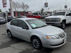 2006 Saturn ion 2 Sedan 4D