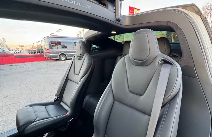 
								2021 Tesla model x Long Range full									