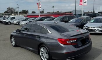 
									2018 Honda accord LX Sedan 4D full								