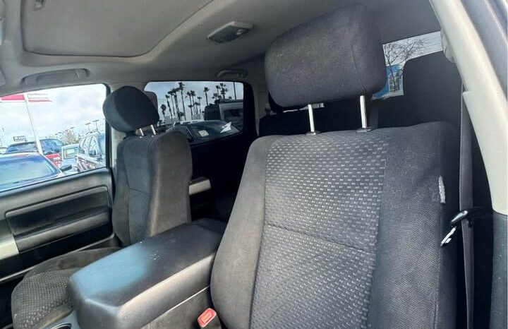 
								2007 Toyota tundra crewmax full									