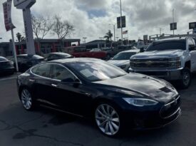 2013 Tesla model s Sedan 4D